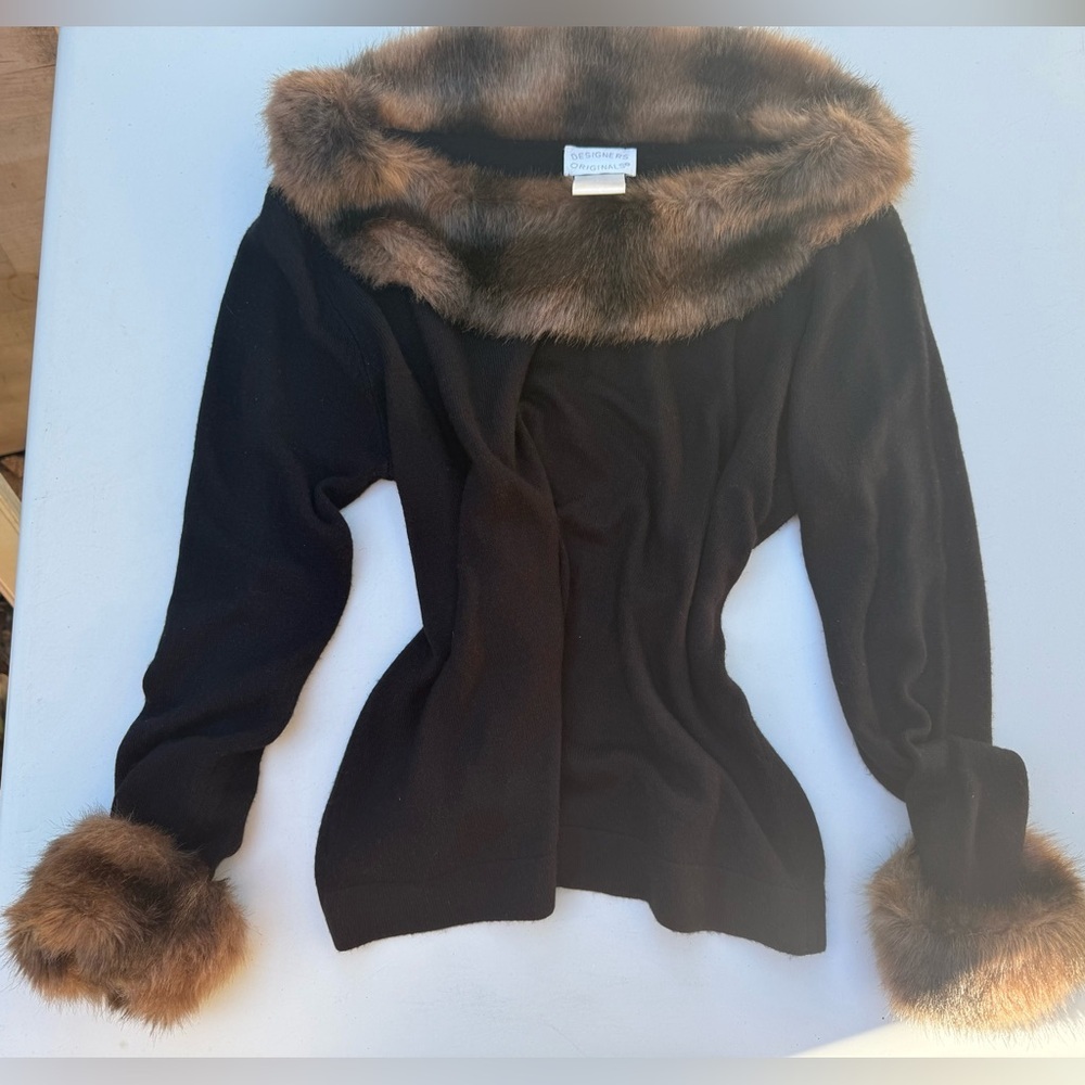 Elegant Black Sweater with Faux Fur Trim